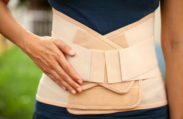 Пояс для спины при болях в пояснице: магнитный, надувной, массажный, разогревающий, корректор осанки